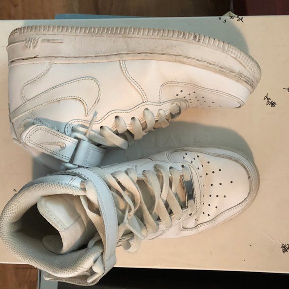 Nike Women's Air Force 1 Mid '07 Leather sneakers - Picture 4 of 5